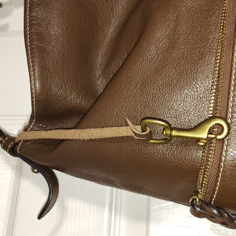 Brown Dooney and Bourke Dillen Pocket Sac Brown Leather Bag - Picture 10 of 15